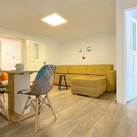 Well Prettyplaces Apartment 001 Μπρασόβ Εξωτερικό φωτογραφία