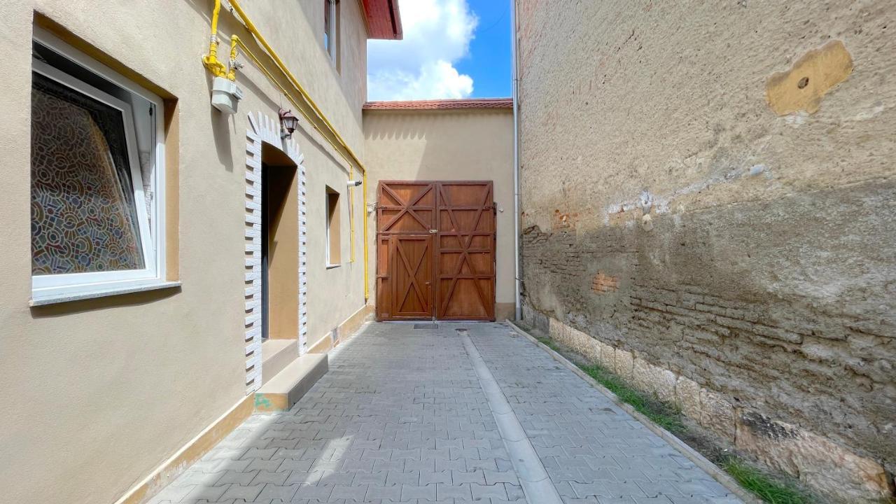 Well Prettyplaces Apartment 001 Μπρασόβ Εξωτερικό φωτογραφία